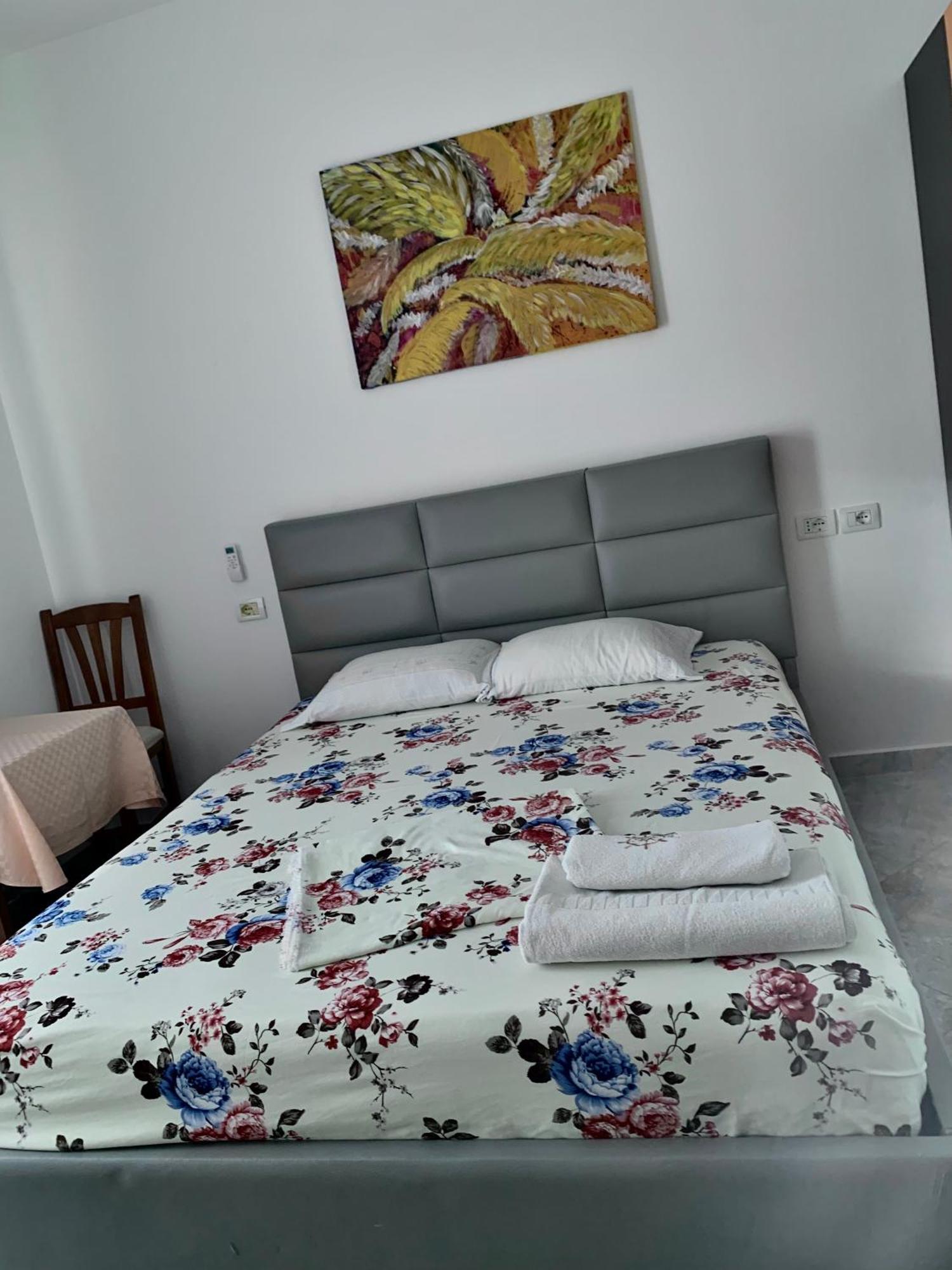 Serenade Beach Durrës 外观 照片