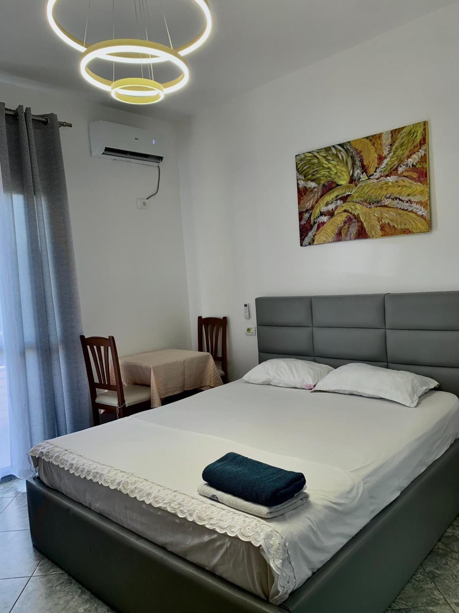 Serenade Beach Durrës 外观 照片