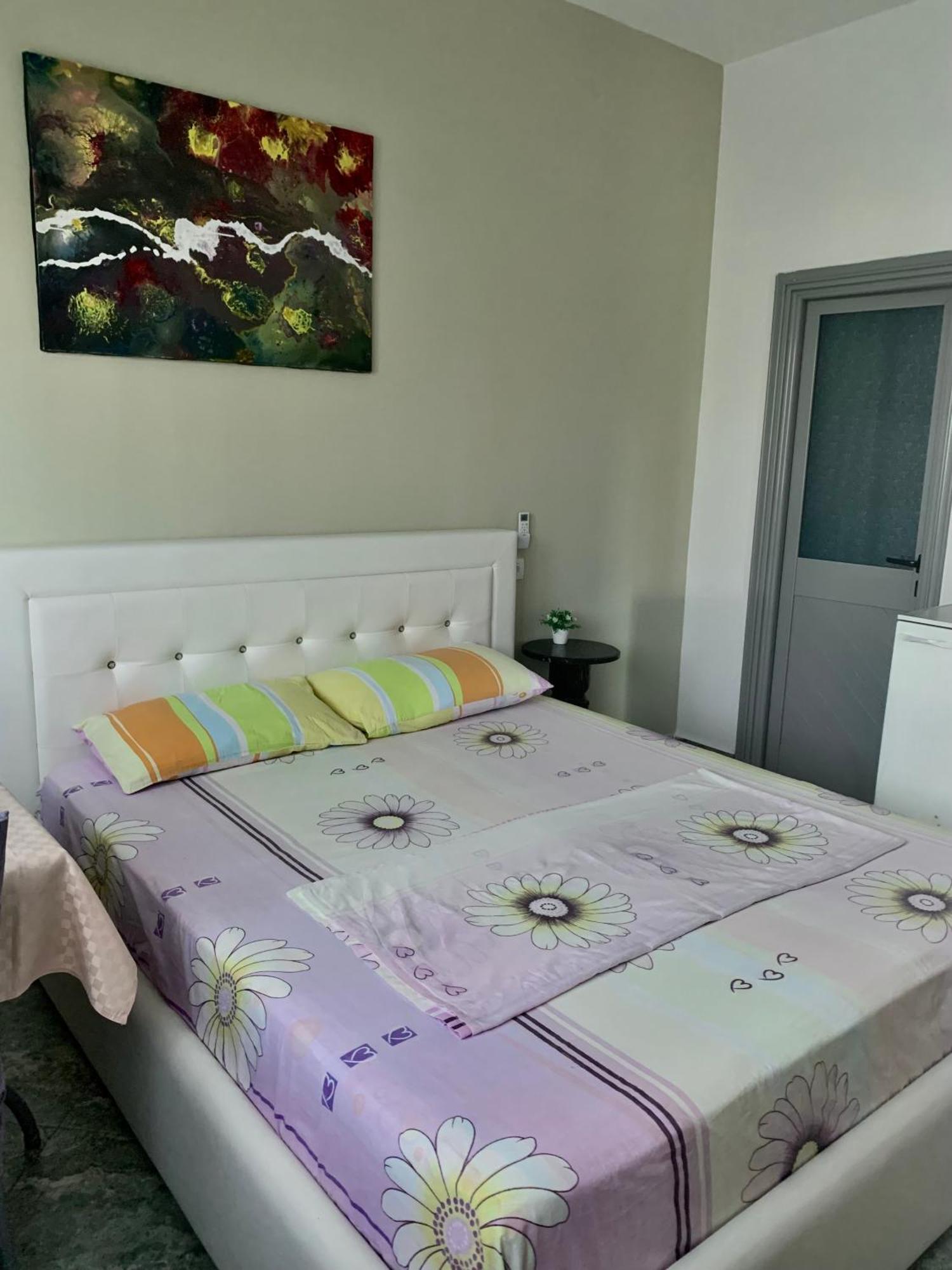 Serenade Beach Durrës 外观 照片